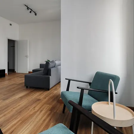 Joivy Chic 3-Bed Flat Near Colonne Di San Lorenzo Milan Exterior photo