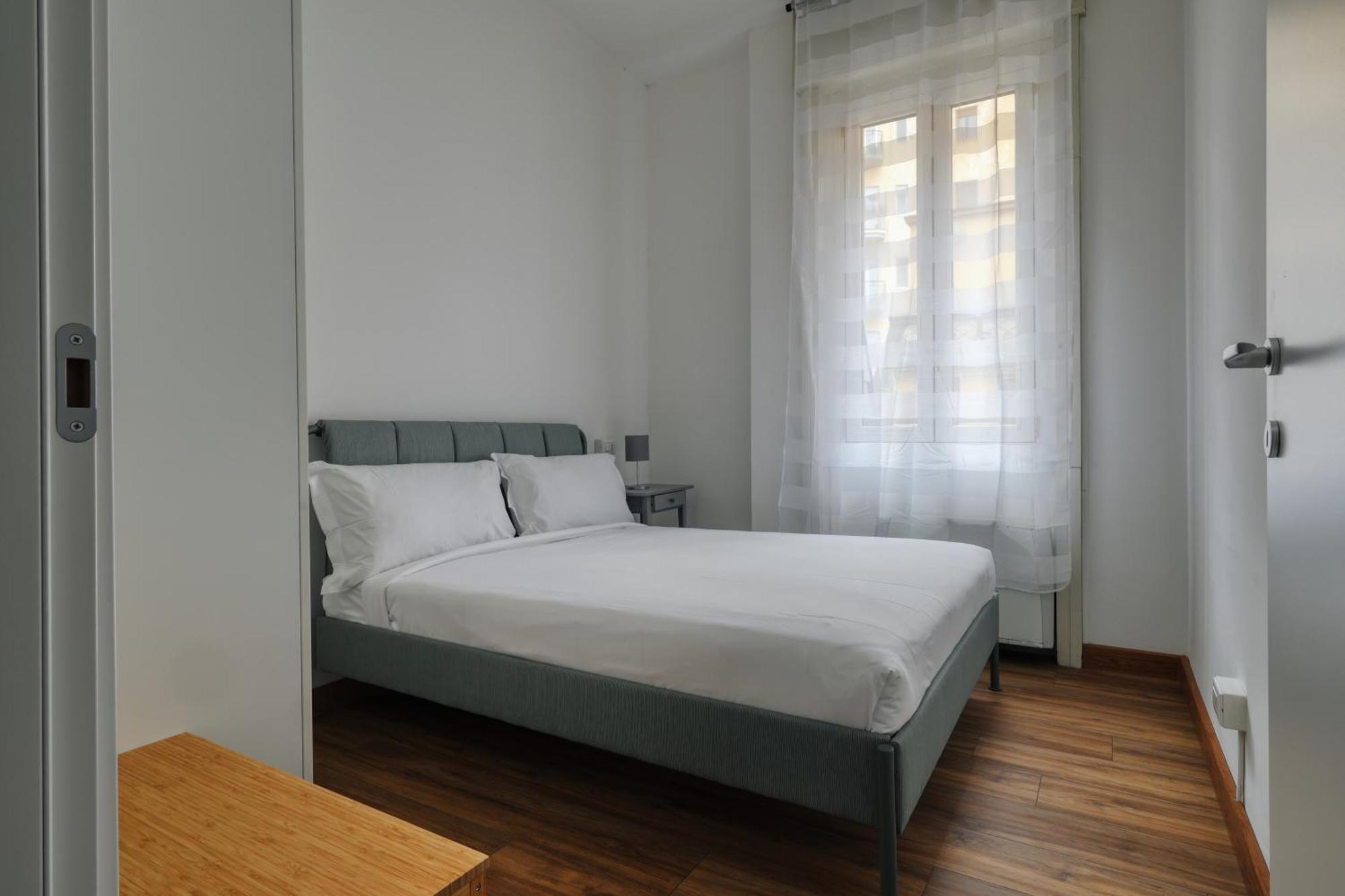 Joivy Chic 3-bed Flat Near Colonne Di San Lorenzo * Milán